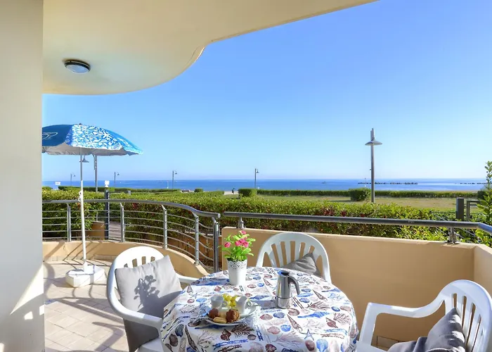 Mazzarosa * Розето-дельи-Абруцци