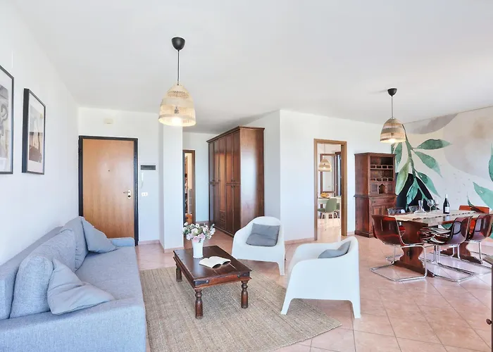 Mazzarosa * Розето-дельи-Абруцци