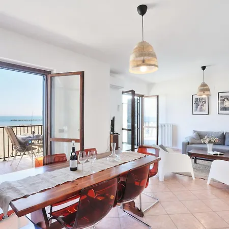 Mazzarosa Appartement Roseto Degli Abruzzi